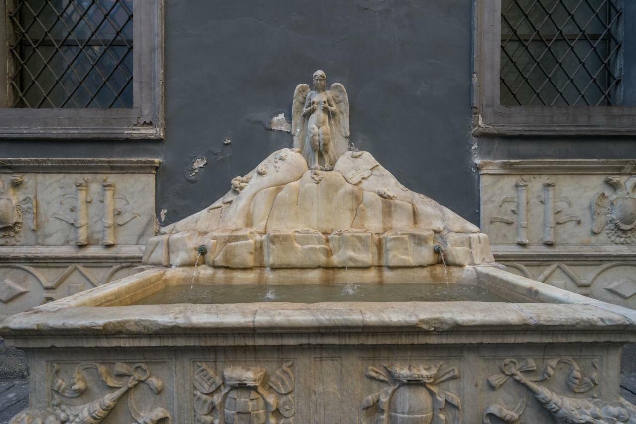 Donnare Casavacanza - Historic Center Of Naples Nápoles Exterior foto